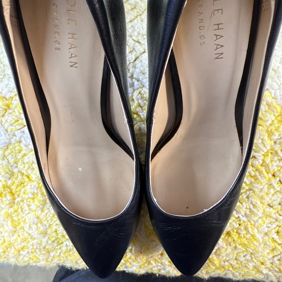 New money Cole Haan Black Leather Pointed Toe Stiletto Heels Women's Size‎ 6B - Picture 16 of 16